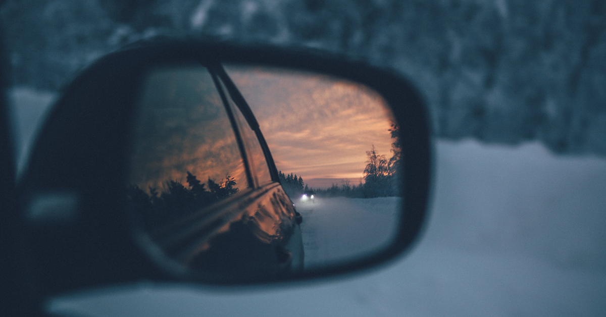 masina oglinda iarna